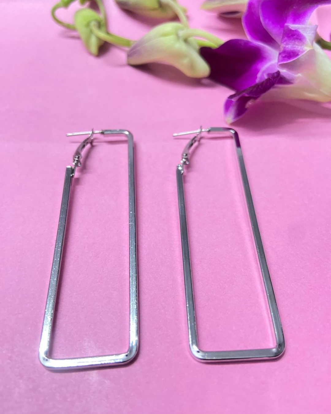 Aurora Rectangle Hoops