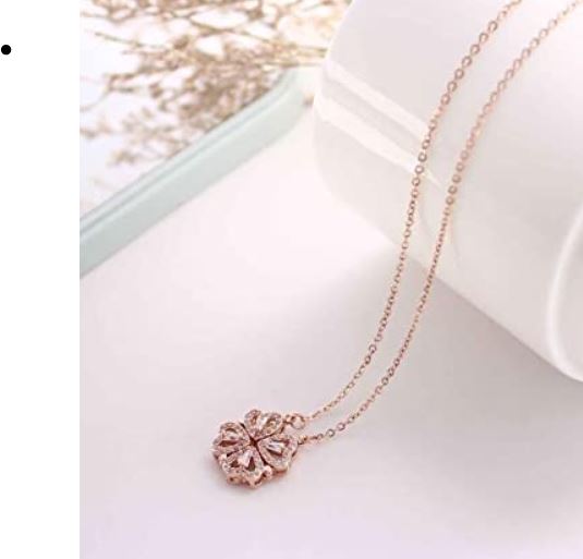 Elegant Rose Gold Heart-Shaped Charm Pendant